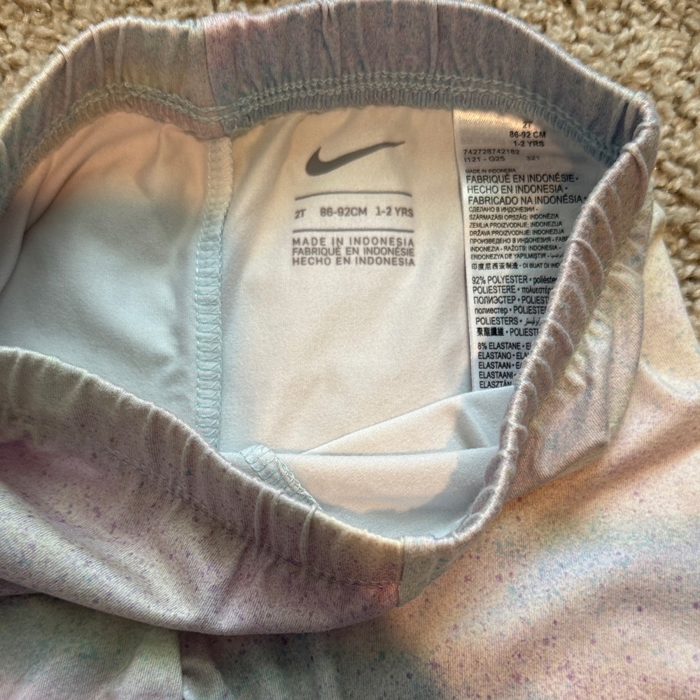 Nike Kids Matching Set - Light Blue and Pastel - Picture 4 of 7